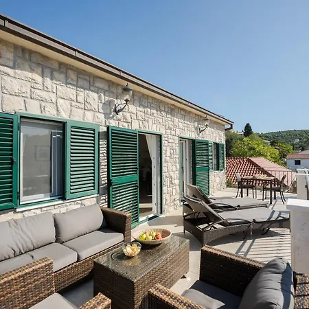 Solta Life Apartment