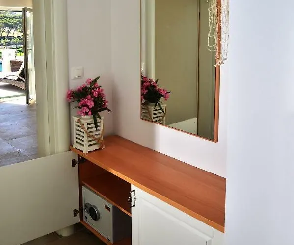 Solta Life Apartman Maslinica