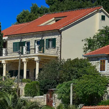 Apartment Solta Life Maslinica