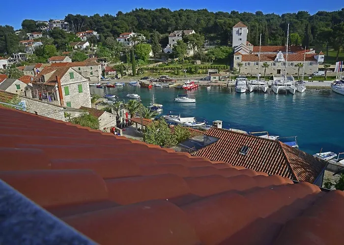 Solta Life Apartment Maslinica