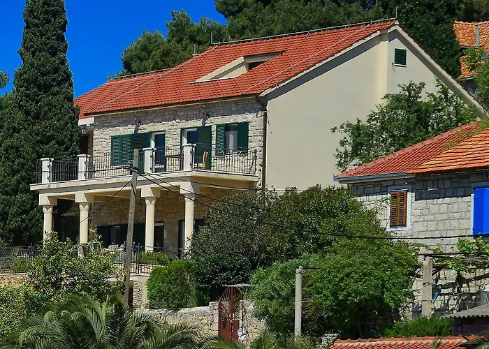 Apartment Solta Life Maslinica